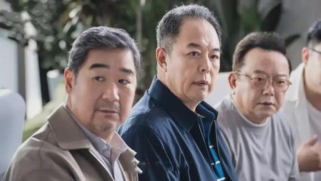 还在努力拍吻戏如今的张国立也成了“万人嫌”j9九游会(中国)网站老牛吃嫩草！70岁(图9)