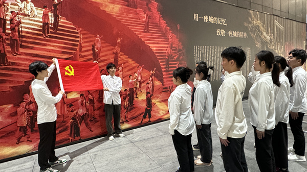 “三美育人”赋能红色工程师培养九游会J9入口重庆理工大学：(图6)