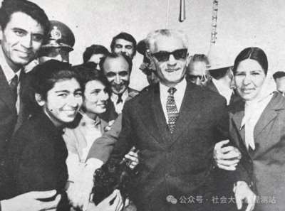 第九章：巴列维王朝的政治发展不平衡j9国